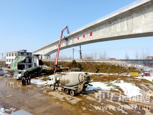 鄭（州）合（肥）高鐵沈丘段沈界1號(hào)特大橋順利澆筑完成